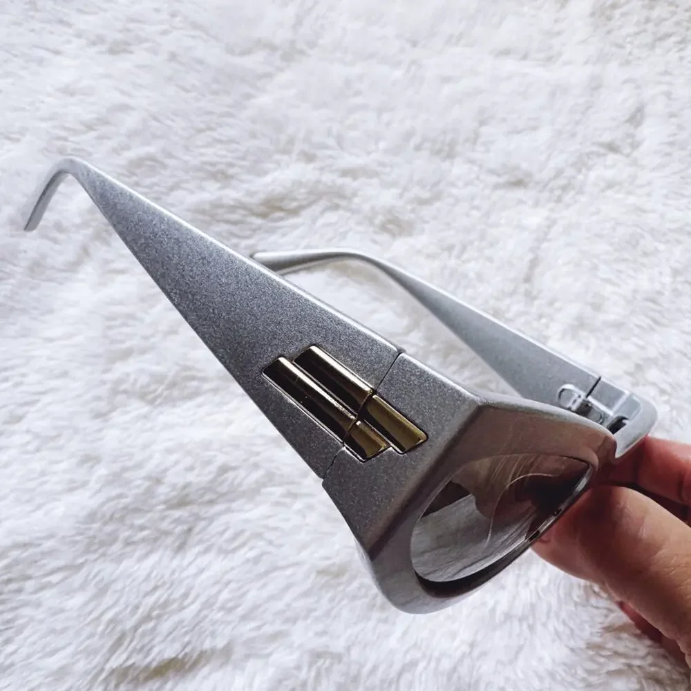 Faye Mirrored Silver Cat-Eye Sunglasses